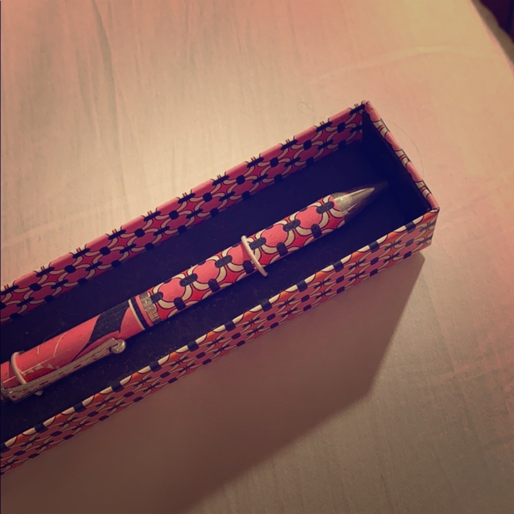 Vera bradley pen